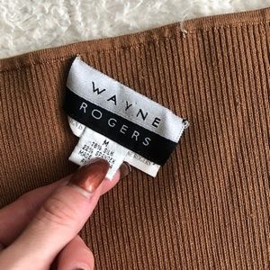 Wayne Rogers Sweaters - Wayne Rogers tan multi color sweater Wayne Rogers Sweaters - Wayne Rogers tan multi color sweater